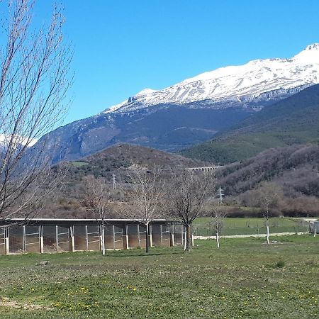 Albergue A'Noguera Castiello de Jaca Luaran gambar