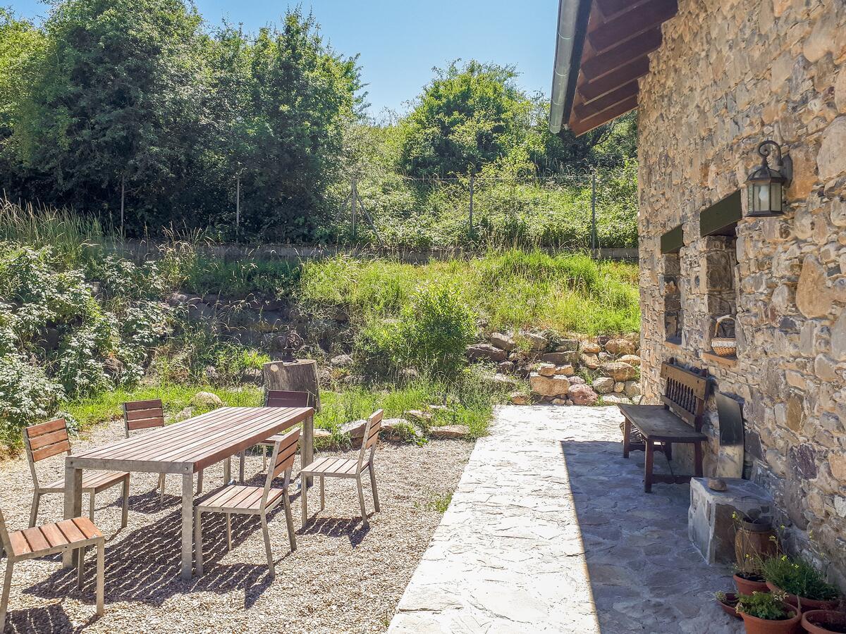 Albergue A'Noguera Castiello de Jaca Luaran gambar