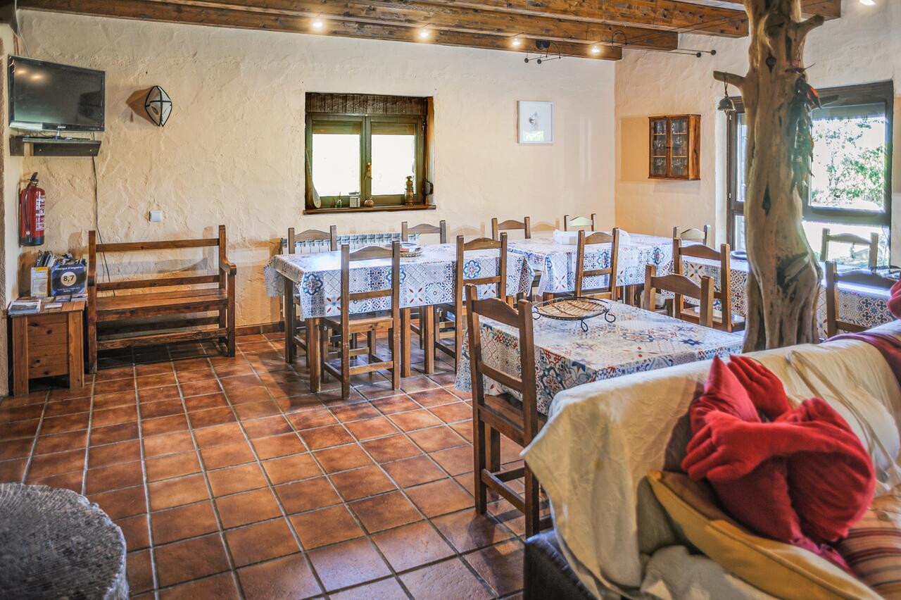 Albergue A'Noguera Castiello de Jaca Luaran gambar
