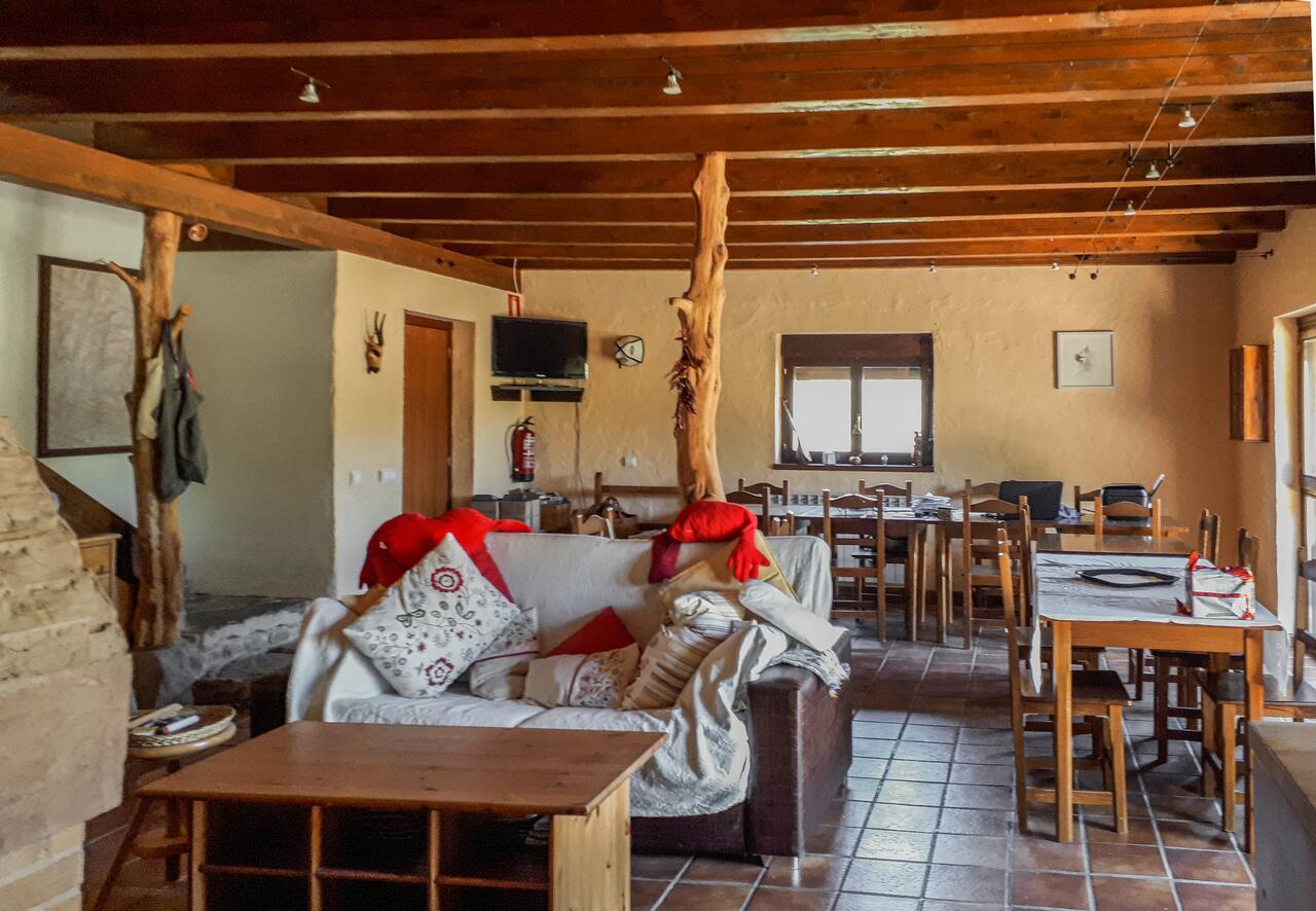 Albergue A'Noguera Castiello de Jaca Luaran gambar